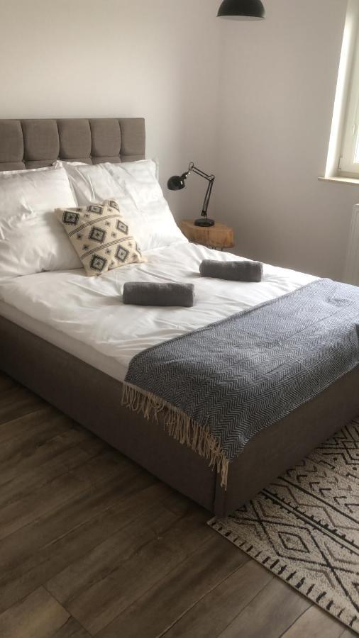 Apartament Goscinne Sady Malbork Eksteriør bilde